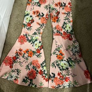 Super cute and light floral pants